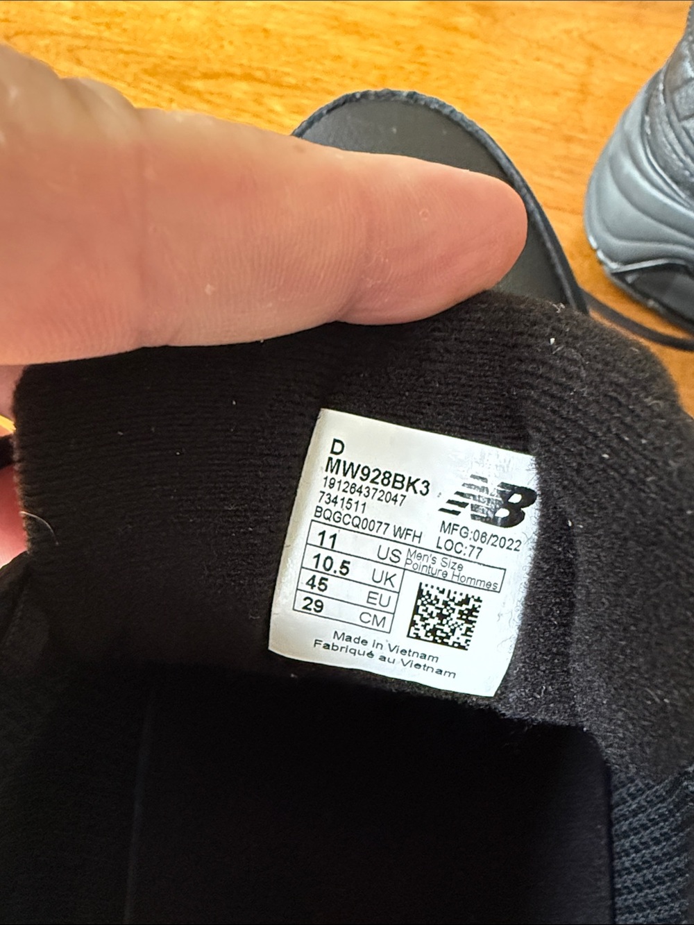 NEW New Balance 928v3 shoes - Picture 9 of 9